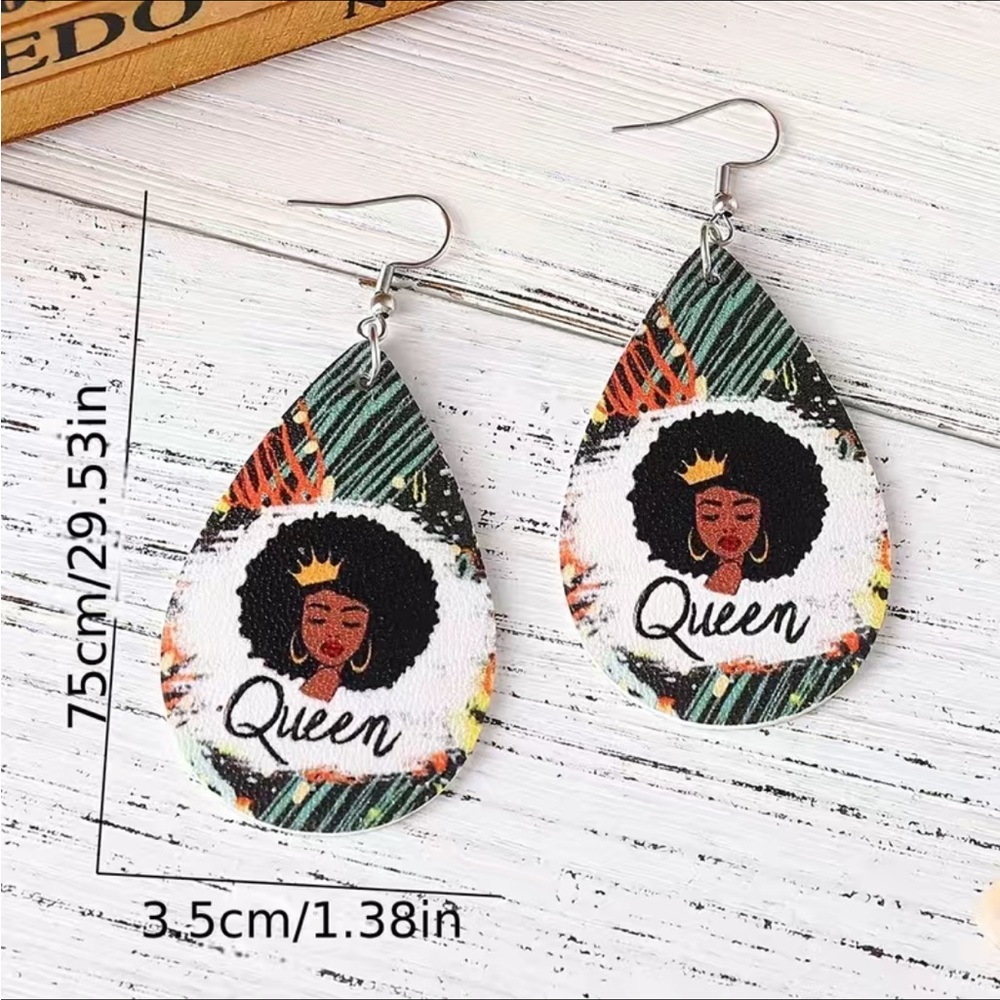 🆕 “Queen” Faux Leather Earrings - Picture 2 of 2